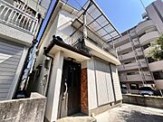 西明石駅より徒歩13分 築48年2ヶ月 2階建の賃貸物件