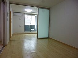 パル池田　1 101 1階1LDKのリビング/ダイニング