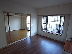 アミティー松本 201 2階1LDKのリビング/ダイニング