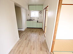 若松マンション 406 4階2DKのリビング/ダイニング