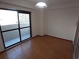 ラ・エソール 305 3階1Kのリビング/ダイニング