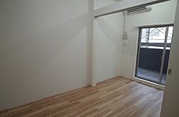 セレニテ神戸プリエ 706 7階2Kのリビング/ダイニング