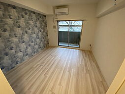 セレニテ三宮プリエ 806 8階1Kのリビング/ダイニング