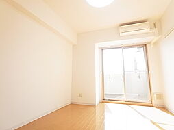 飛松高谷マンション 702 7階1Kのリビング/ダイニング