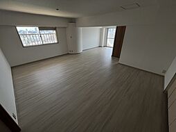 諏訪山スカイハイツ 708 7階2LDKのリビング/ダイニング