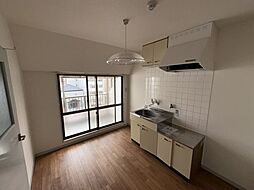 中間東雲ハイツ 502 5階1Kのリビング/ダイニング