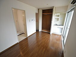 アロッジオ上筒井 201 2階ワンルームのリビング/ダイニング