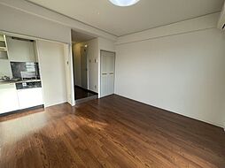 NEWCITY MANTION 602 6階ワンルームのリビング/ダイニング