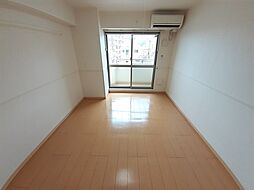 ネスト割塚 701 7階1Kのリビング/ダイニング