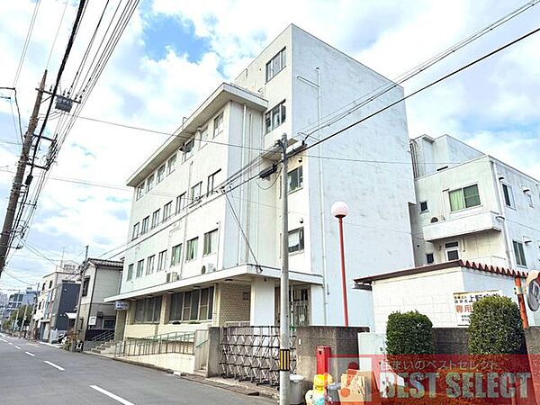 医療法人誠朗会上野病院 690m