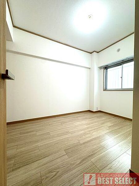 全室に窓を配置し、爽やかな風が心地よく吹き抜ける通風良好な住空間
