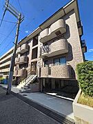 武庫川駅より徒歩9分 2階 築32年9ヶ月の賃貸物件