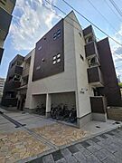 今津駅より徒歩8分 1階 築3年8ヶ月の賃貸物件