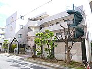 ロイヤルハイム里中 2階 築35年5ヶ月の賃貸物件