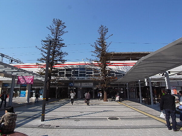 画像17:山陽電鉄本線明石駅（888m）