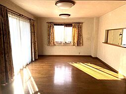 もえぎ野台4丁目中古戸建 4LDKのリビング/ダイニング