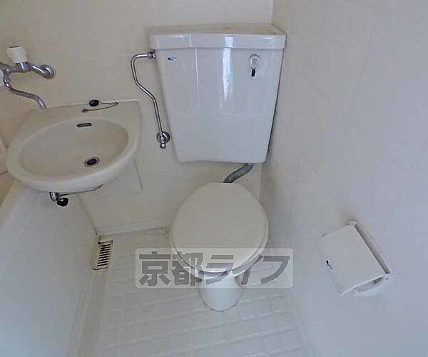 画像11:ユニットバスのトイレです。