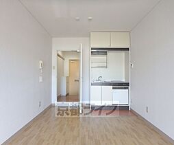 Ｓｉｎｇｌｅ　Ｑｕａｒｔｅｒｓ西賀茂 2階ワンルームのリビング/ダイニング