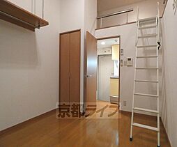 京都市営烏丸線 今出川駅 徒歩12分の賃貸マンション 1階1Kのリビング/ダイニング