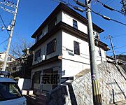 三宅八幡駅より徒歩9分 築2年8ヶ月 2階建の賃貸物件