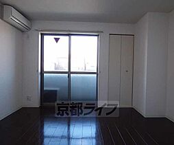 京都市営烏丸線 今出川駅 徒歩17分の賃貸マンション 3階1Kのリビング/ダイニング