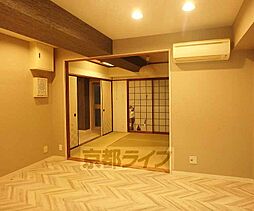 京福電気鉄道北野線 北野白梅町駅 徒歩15分の賃貸マンション 1階4LDKのリビング/ダイニング