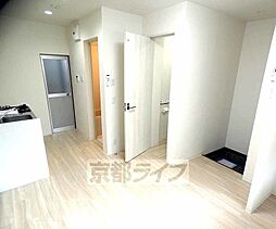 コンフォート・ハイツ 1階ワンルームのリビング/ダイニング