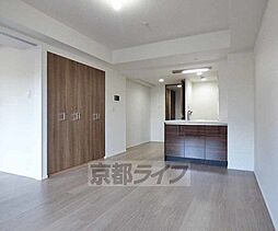 京都市営烏丸線 今出川駅 徒歩13分の賃貸マンション 6階1LDKのリビング/ダイニング