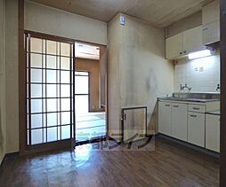 京都市営烏丸線 北大路駅 徒歩20分の賃貸マンション 1階1DKのリビング/ダイニング