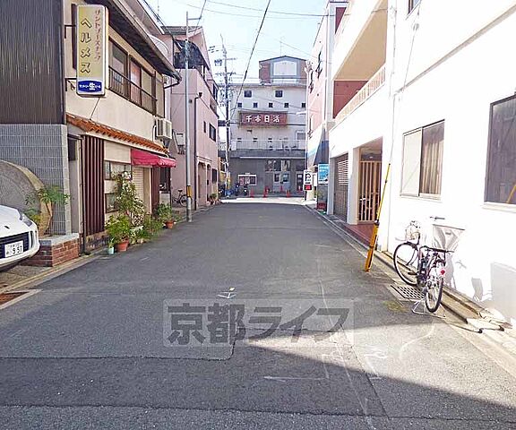 周辺