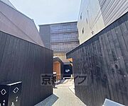 雅綾小路 4階 築15年11ヶ月の賃貸物件