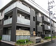 久津川駅より徒歩9分 3階 築6年8ヶ月の賃貸物件