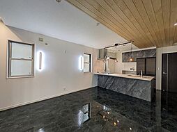 練馬区高松4丁目 3SLDKのリビング/ダイニング