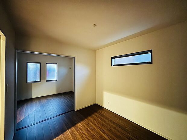 この部屋だれの部屋にしようかな、なんて会話を現地で楽しんでください。