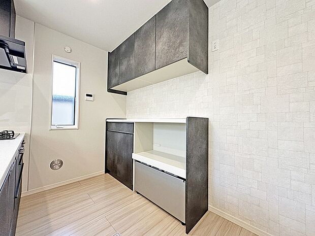 ステンレスのキッチンは耐久性とお掃除しやすい使い勝手が魅力です