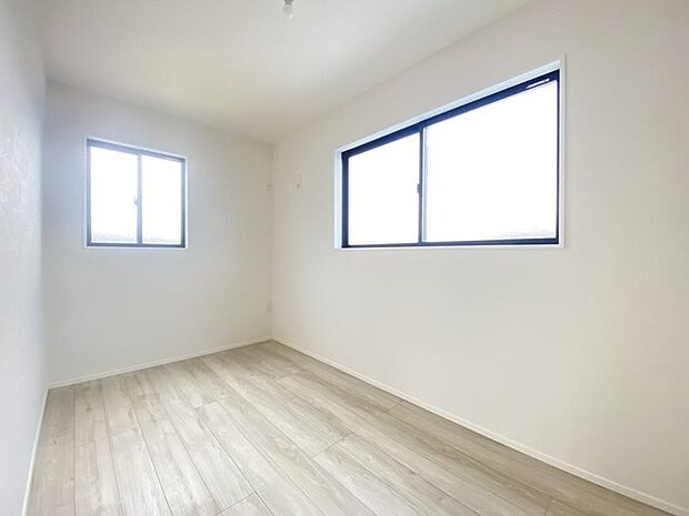 この部屋だれの部屋にしようかな、なんて会話を現地で楽しんでください。