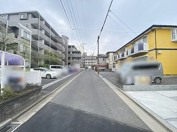 閑静な住宅地で、小さなお子様がいるご家族にも安心。