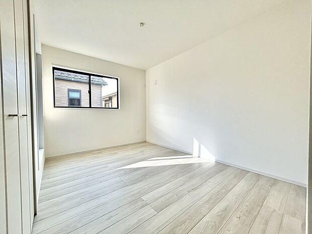 この部屋だれの部屋にしようかな、なんて会話を現地で楽しんでください。