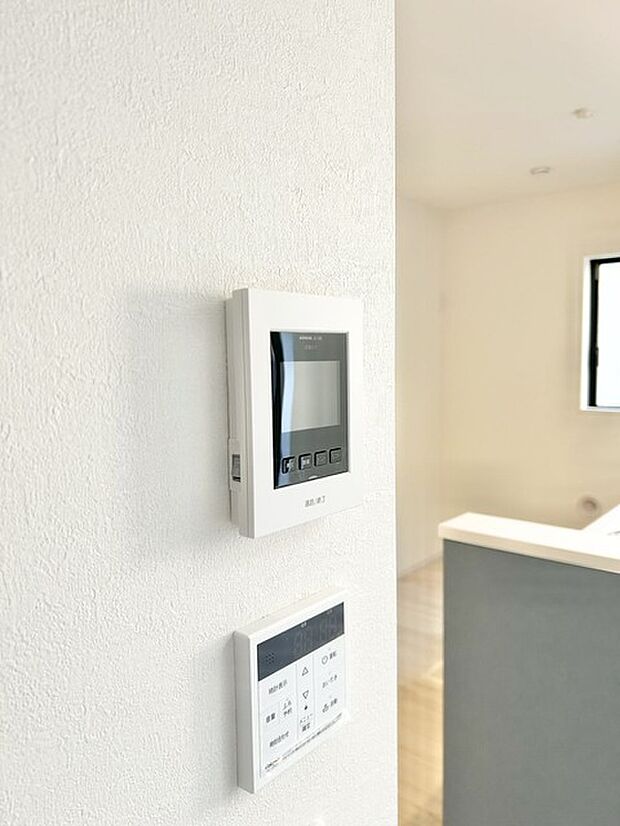 安心のTVモニター付きインターフォン。