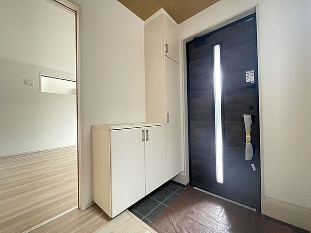 靴がしっかり収まるから、散らかりがちな玄関もスッキリ。 