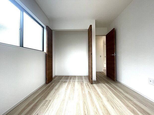 この部屋だれの部屋にしようかな、なんて会話を現地で楽しんでください。 