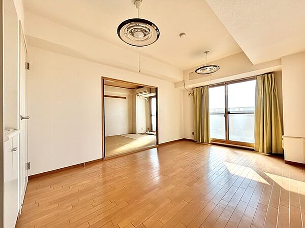 apartment 埼玉県久喜市古久喜
地図を見る