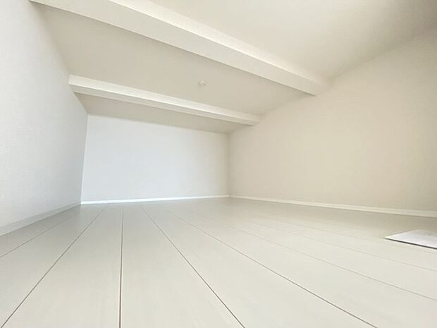 ご家族の思い出も大切にしまっておけるたっぷり収納。