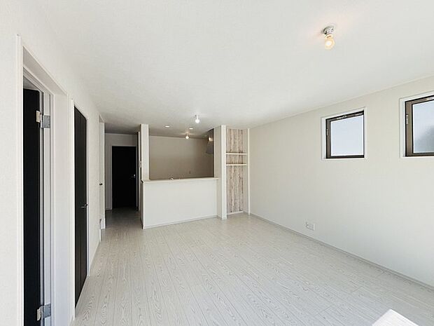 家族が自然に集りそうな広さが魅力のＬＤＫ。 