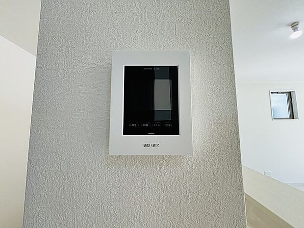 安心のＴＶモニター付きインターフォン。 