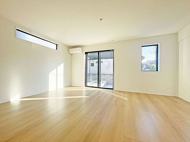 家族が自然に集りそうな広さが魅力のLDK。