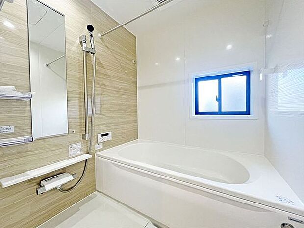 1坪広さを設けた浴室でゆったりバスタイム。