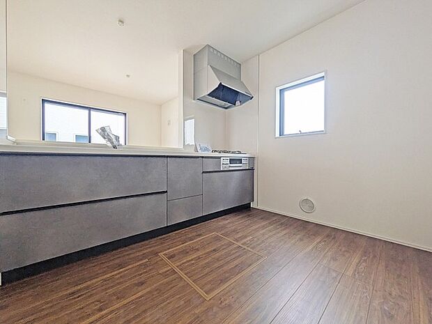 キッチン収納でキッチン回りはいつもきれい。ワンランク上の快適さを。 