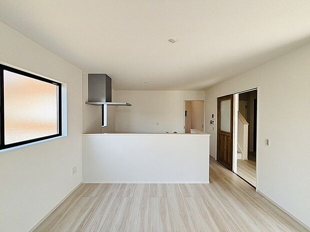 家族団らんの時間も増えそうな、くつろぎのLDK。