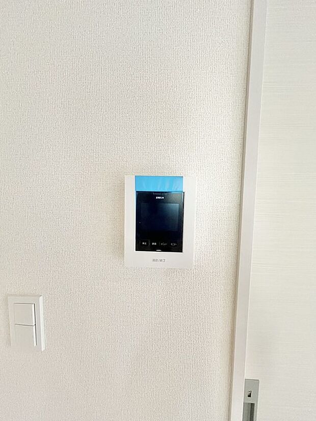 ＴＶモニター付インターホンでセキュリティ面にも配慮。 